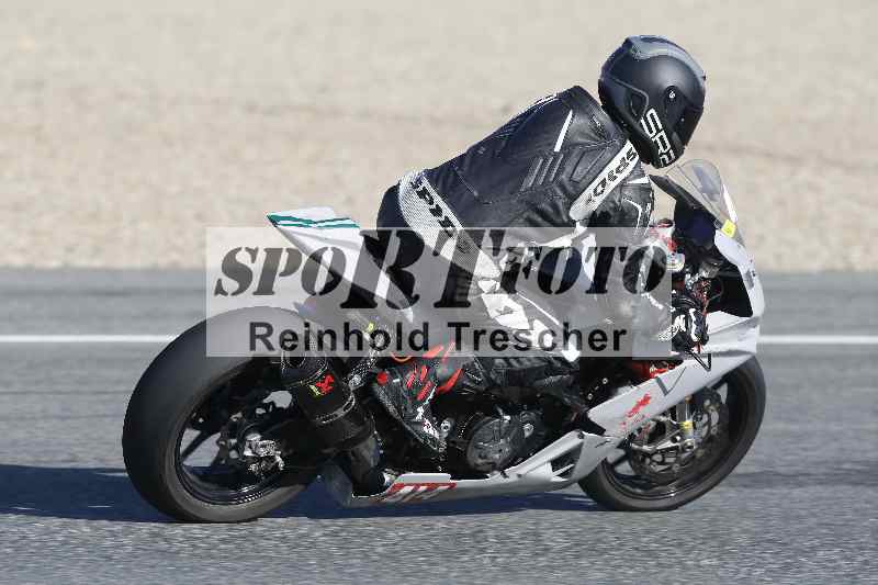 /Archiv-2025/02 28.-31.01.2025 Moto Center Thun Jerez/gruen-green/414